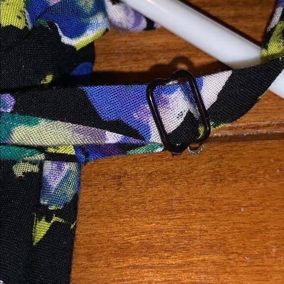 Tank size small   - Picture 5 of 7